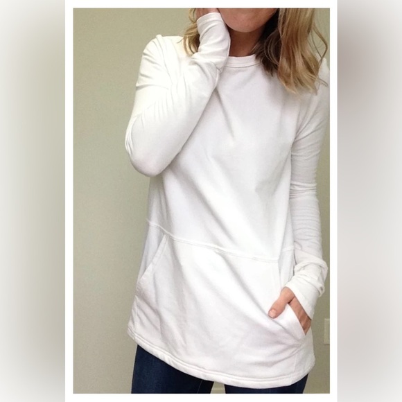 Blondie Apparel Navy Striped Hillside Sweater, Large - Picture 1 of 7